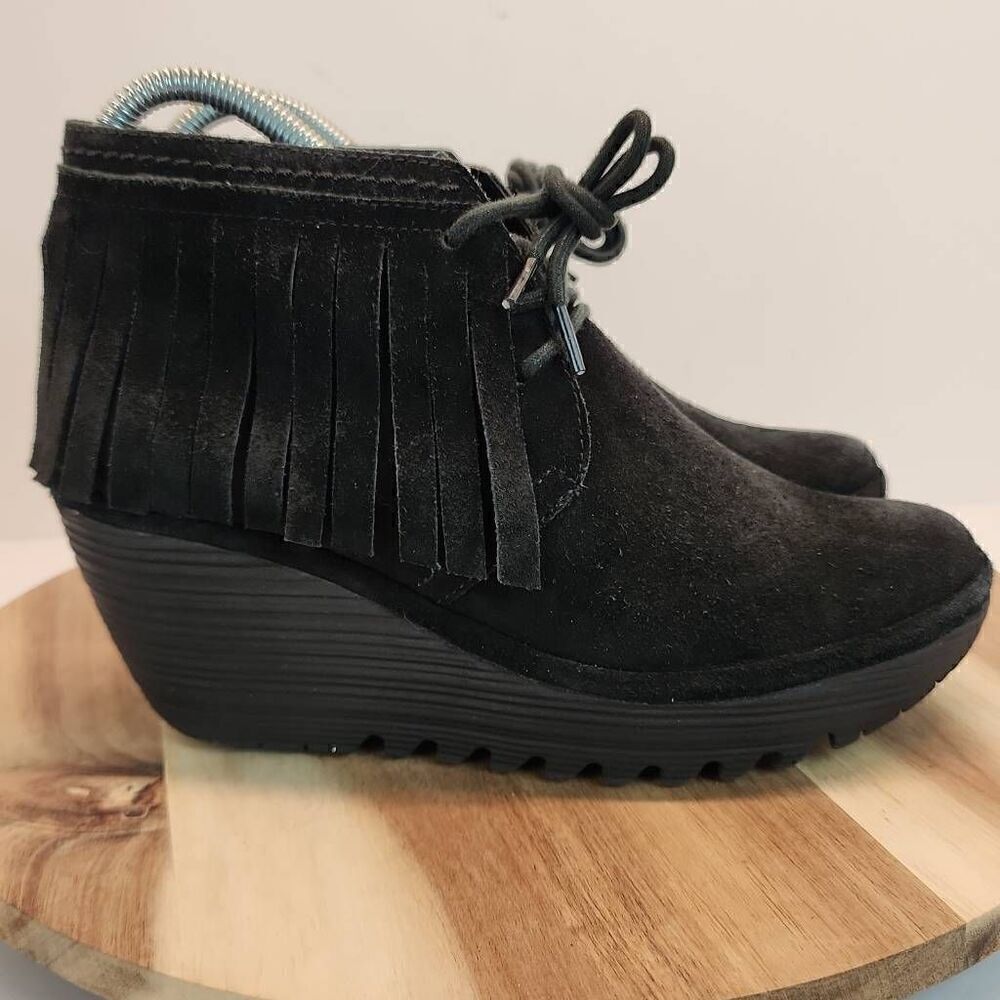 FLY London Platform Wedge Booties Lace-up Womens size US 7.5-8 / EU 38 Brown
